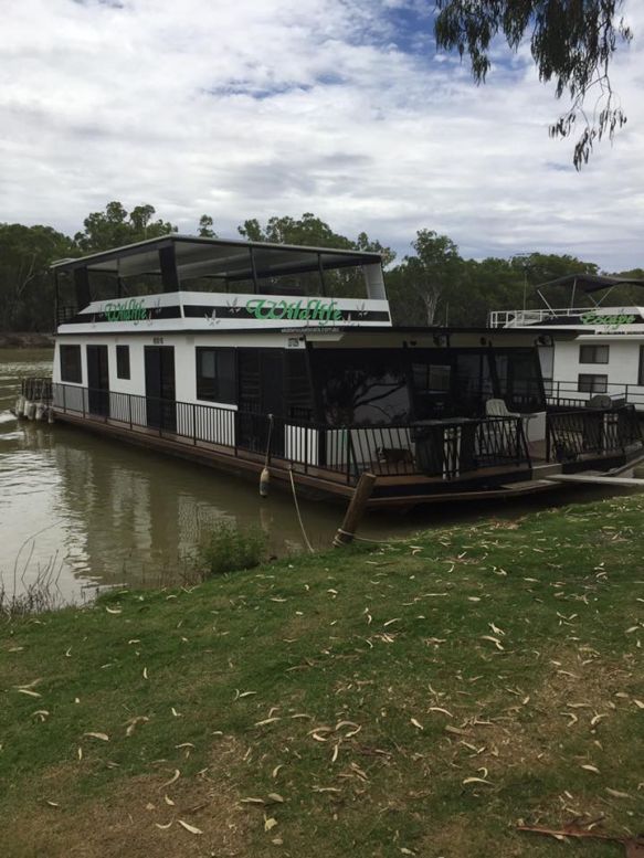 18034128_1363830180333318_8080505909293257212_n (1).jpg